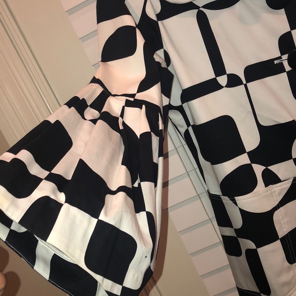 Vesti 2pc skirt/jacket combo - Picture 3 of 8